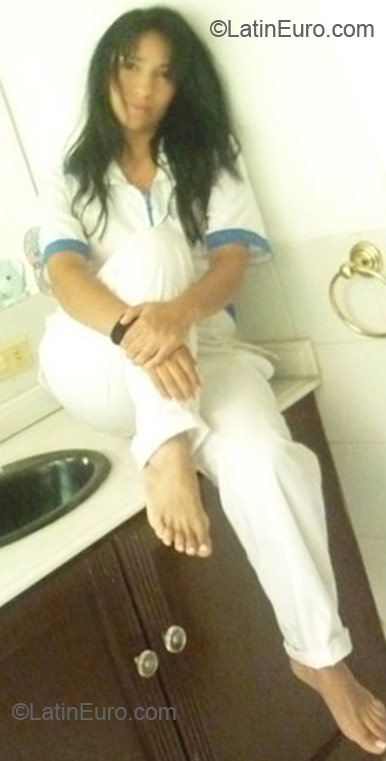 Date this cute Colombia girl Marcela from Manizales CO6428