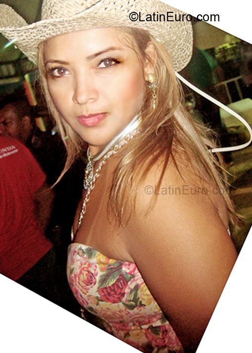 Date this tall Brazil girl Dorinha from Manaus BR4738