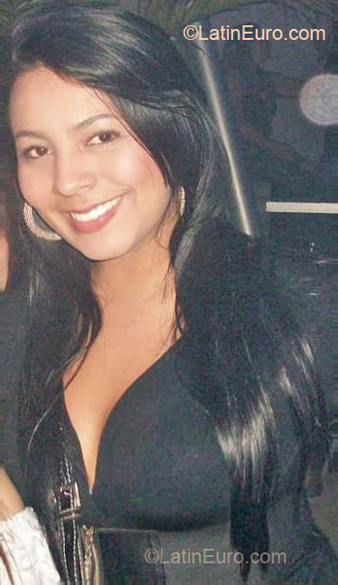 Date this young Colombia girl Clara from Quimbaya CO6459