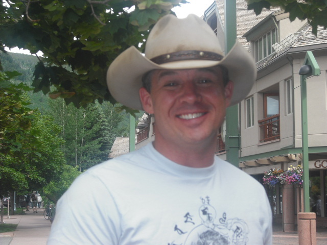 Date this nice looking United States man Roy from San Francisco US9086