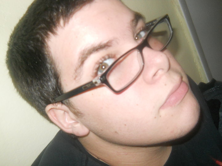 Date this hot United States man Arielroxx from Miami US9124