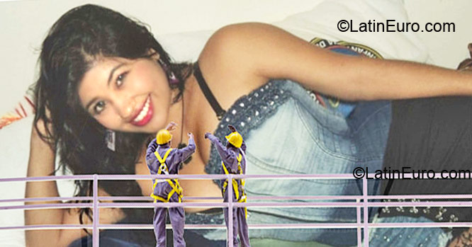 Date this stunning Colombia girl Laura from Medellin CO6517