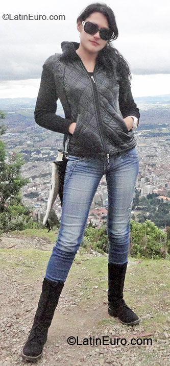 Date this tall Colombia girl Alejandra from Medellin CO6525