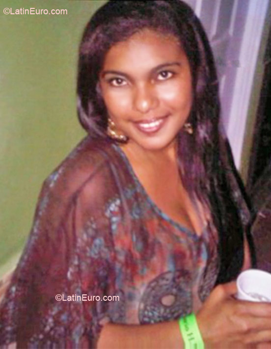 Date this beautiful Panama girl Sheila from Aguadulce PA74