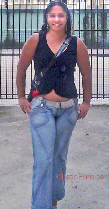 Date this attractive Brazil girl Daniele from Volta Redonda BR4846