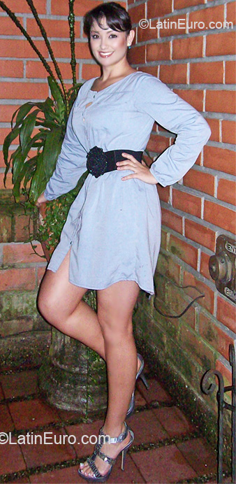 Date this gorgeous Colombia girl Andrea from Medellin CO6640