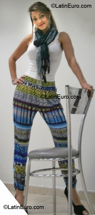 Date this passionate Colombia girl Yuliet from Bogota CO6669