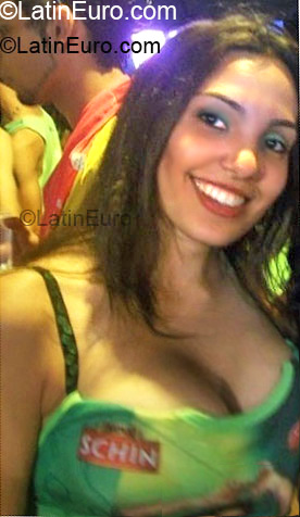Date this gorgeous Brazil girl Riquilda from Trindade BR4985