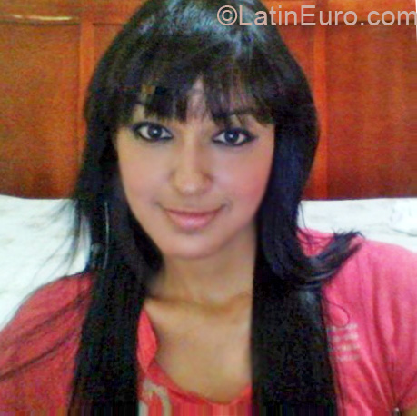 Date this pretty Colombia girl Prince from Cartagena CO6723