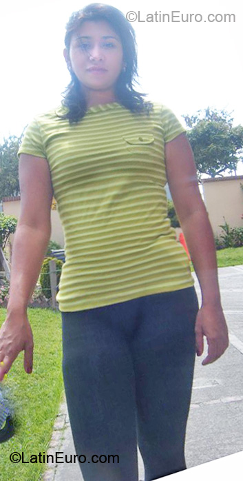 Date this hot Colombia girl Adriana from Bogota CO6743