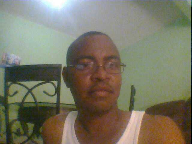 Date this attractive Jamaica man Brownval from Lucea JM222