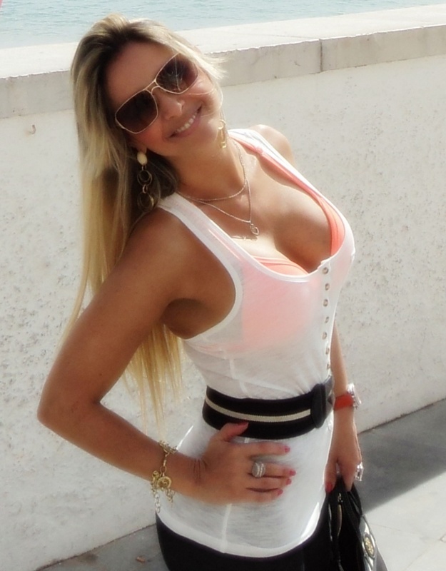 Date this tall Brazil girl Andreia from Vitoria BR5069