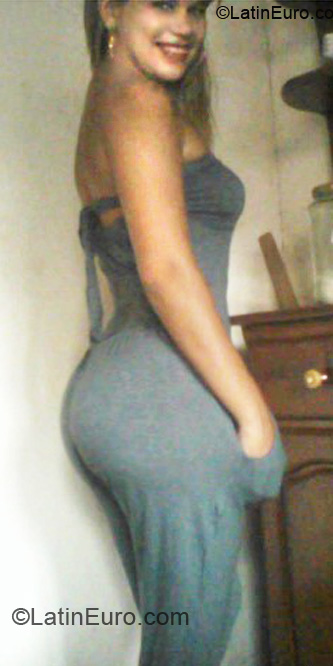 Date this happy Brazil girl Roselene from Belem BR5105