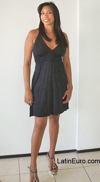 Date this hard body Brazil girl Clarinda from Fortaleza BR5189