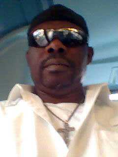 Date this pretty England man JIDE from London EN37