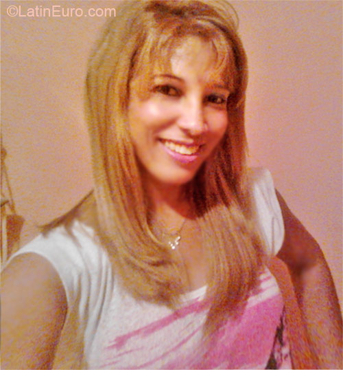 Date this hard body Brazil girl Graciane from Rio De Janeiro BR5206