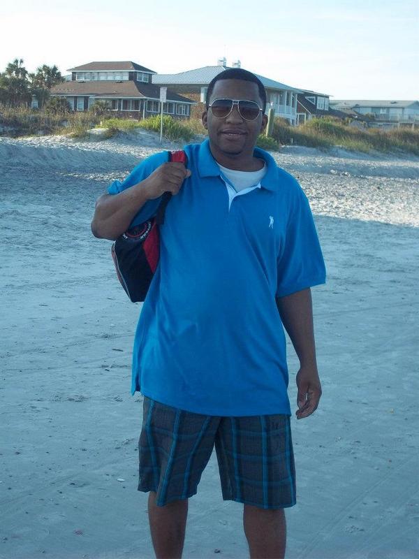 Date this delightful United States man Jamie from Clinton US9652