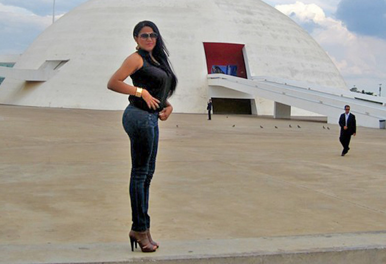 Date this cute Brazil girl Deustsch from Rio De Janeiro BR5300