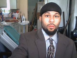 Date this young United States man Brandon from Asheville US9755