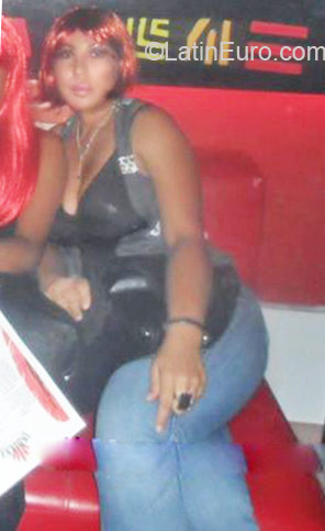 Date this tall Colombia girl Patricia from Cartagena CO7054