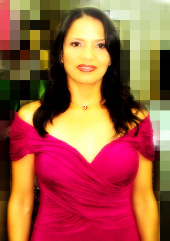 Date this voluptuous Colombia girl Diana from Cali CO7061