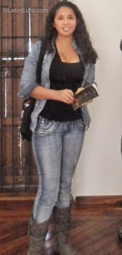 Date this sultry Colombia girl Johana from Popayan CO7066