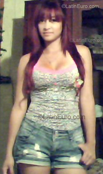 Date this passionate Colombia girl Andrea from Pereira CO7080