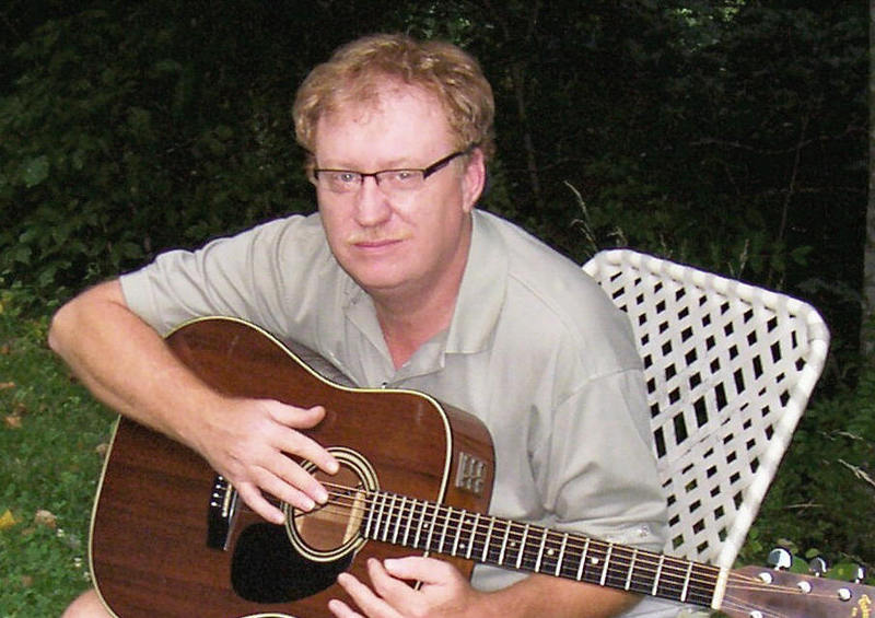 Date this hard body United States man Steven from Bristol US9873