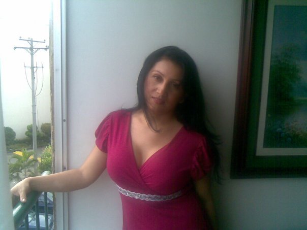 Date this beautiful Colombia girl Elsy from Cali CO7103