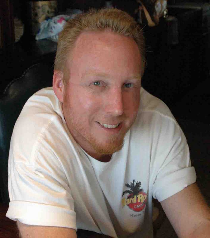 Date this nice looking United States man Mark from Perris US9946