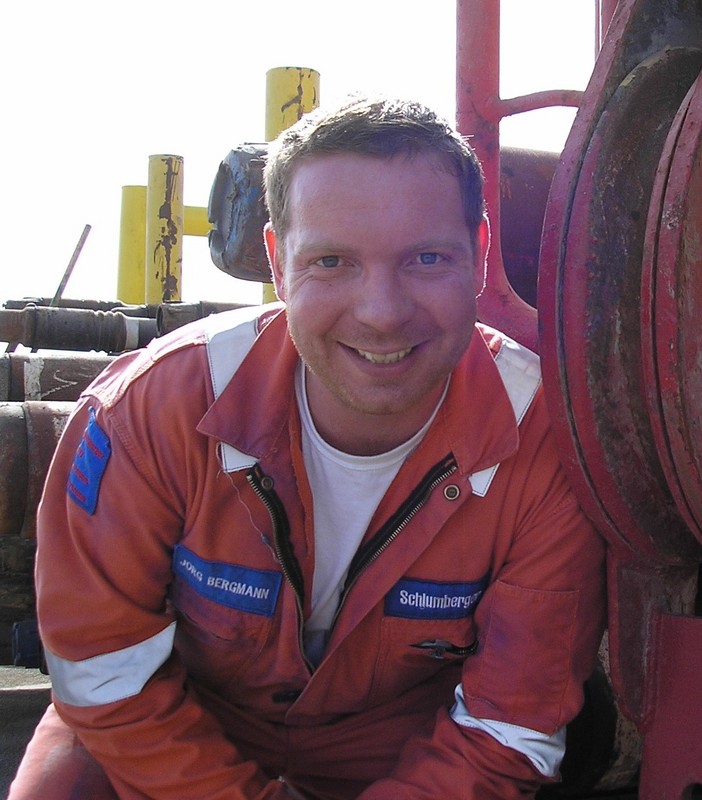 Date this voluptuous Germany man Garry from Dresden DE232