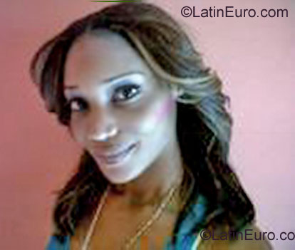 Date this stunning Jamaica girl Tasha from Kingston JM267