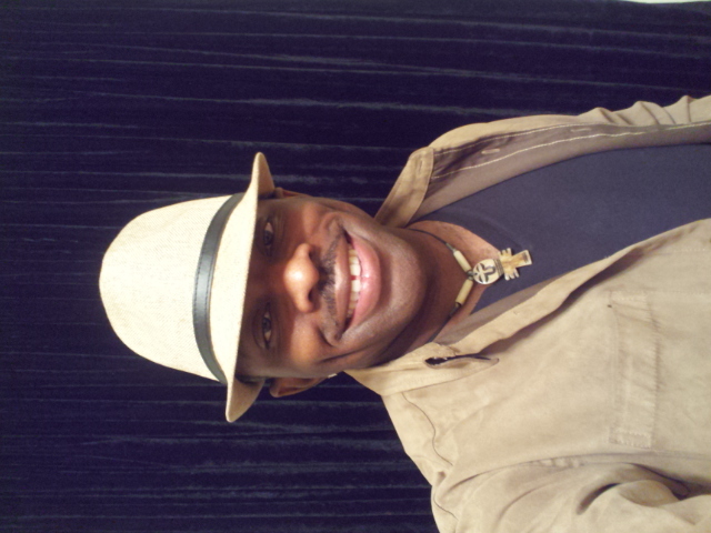 Date this tall United States man Latejazz from Columbus US10019