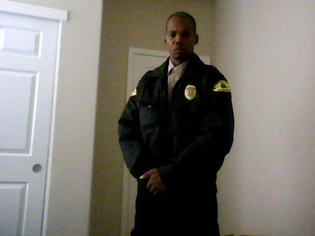 Date this voluptuous United States man Alvin from Sacramento US10046