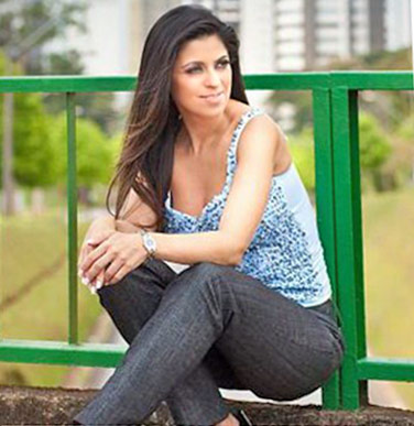 Date this gorgeous Brazil girl Elaine from Brasilia BR5489