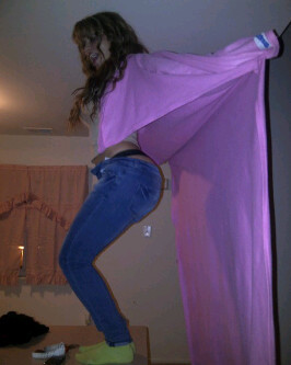 Date this fun United States girl HoneyBee from Paramus US10129