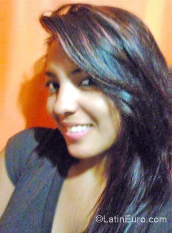 Date this young Colombia girl Kimberlyn from Cali CO7192