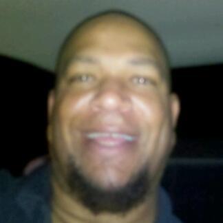 Date this funny United States man Micheal from Fresno US10147