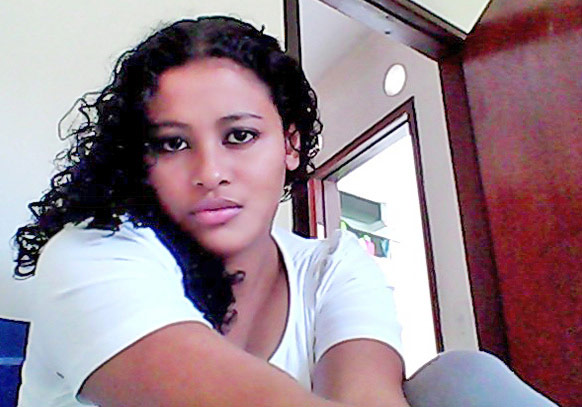Date this cute Brazil girl Araceli from Jaragua Do Sul BR5529