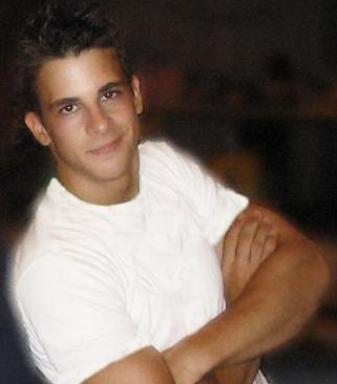 Date this hot Belgium man Jurgen from Brussels BE68