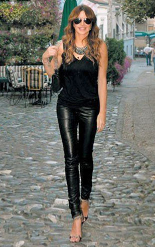 Date this cute Italy girl Nevenshill from Schio IT157