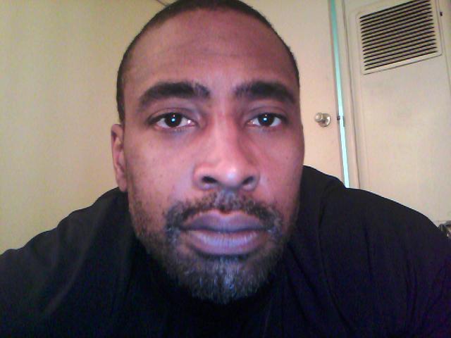 Date this athletic United States man William from Long Beach US10543