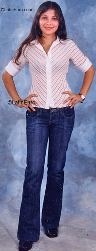 Date this sultry Brazil girl Andreia from GUAPIARA BR5816