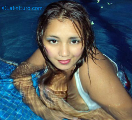 Date this lovely Colombia girl Celina from Medellin CO11849