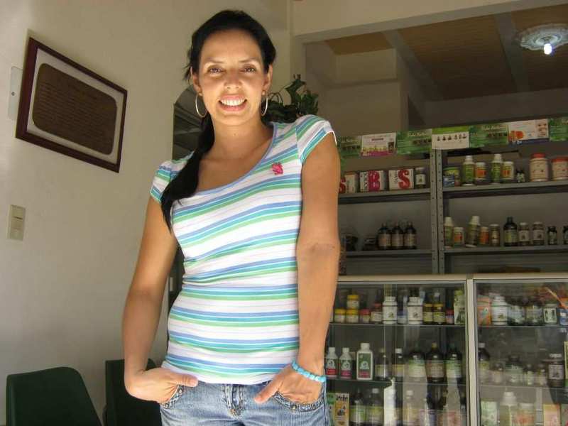 Date this voluptuous Colombia girl Pamela from Bogota CO7480