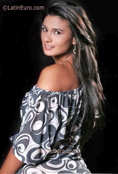 Date this hard body Colombia girl Katherine from Bogota CO7514