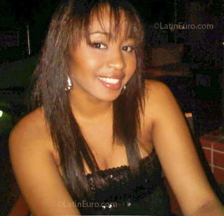 Date this delightful Colombia girl Lucy from Medellin CO7536