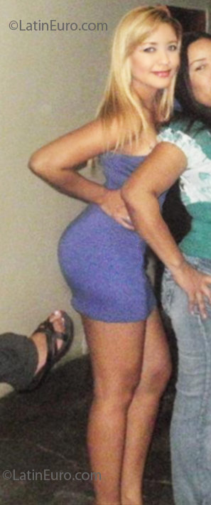 Date this hot Colombia girl Leidy from Barranquilla CO7555