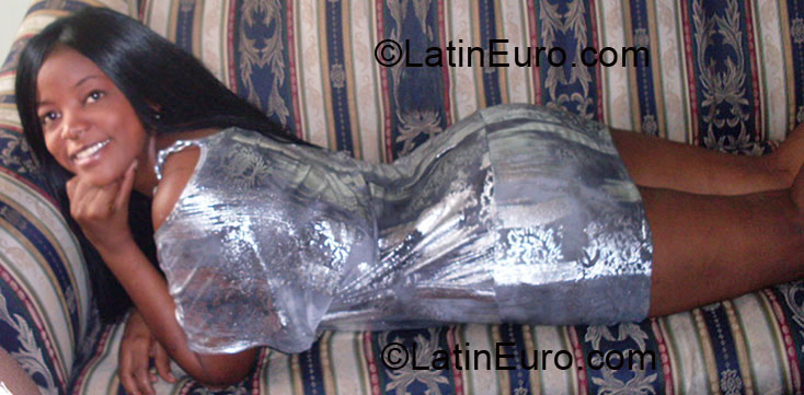 Date this tall Colombia girl Aura Nelly from Palmira CO7588