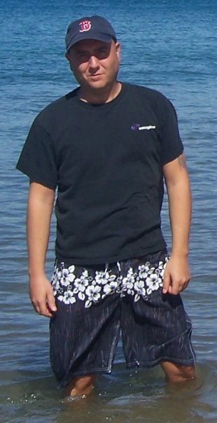 Date this passionate United States man Muzikman from Northampton US11037